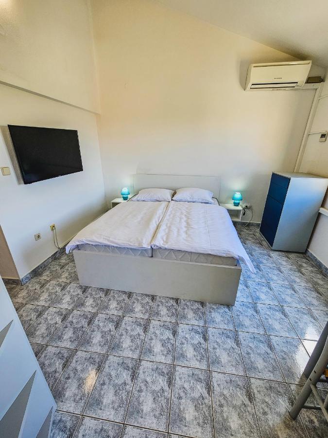 Aenona Sea View Apartments 宁 外观 照片