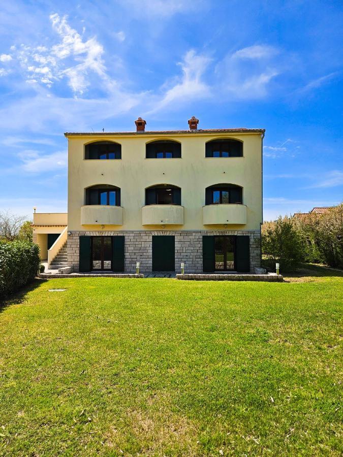Aenona Sea View Apartments 宁 外观 照片