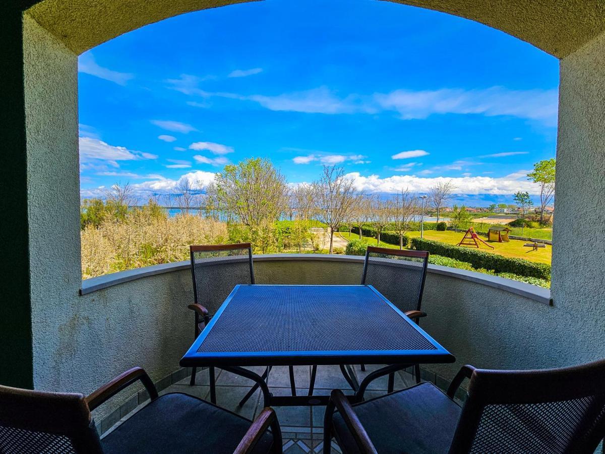 Aenona Sea View Apartments 宁 外观 照片
