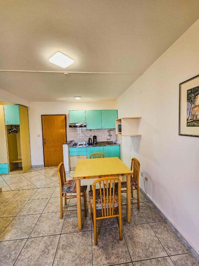 Aenona Sea View Apartments 宁 外观 照片