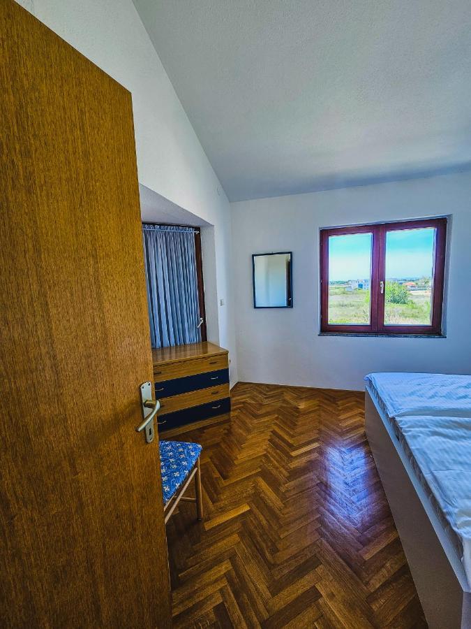 Aenona Sea View Apartments 宁 外观 照片